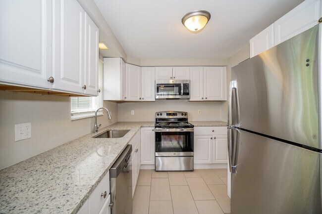 Foto del edificio - 521 California Ave