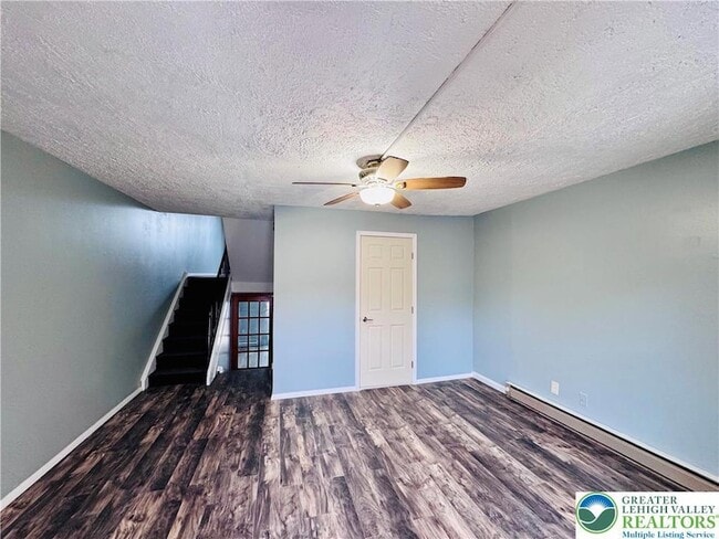 Foto del edificio - 402 S Bradford St