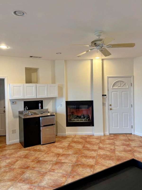Building Photo - 2995 Calle Gaucho