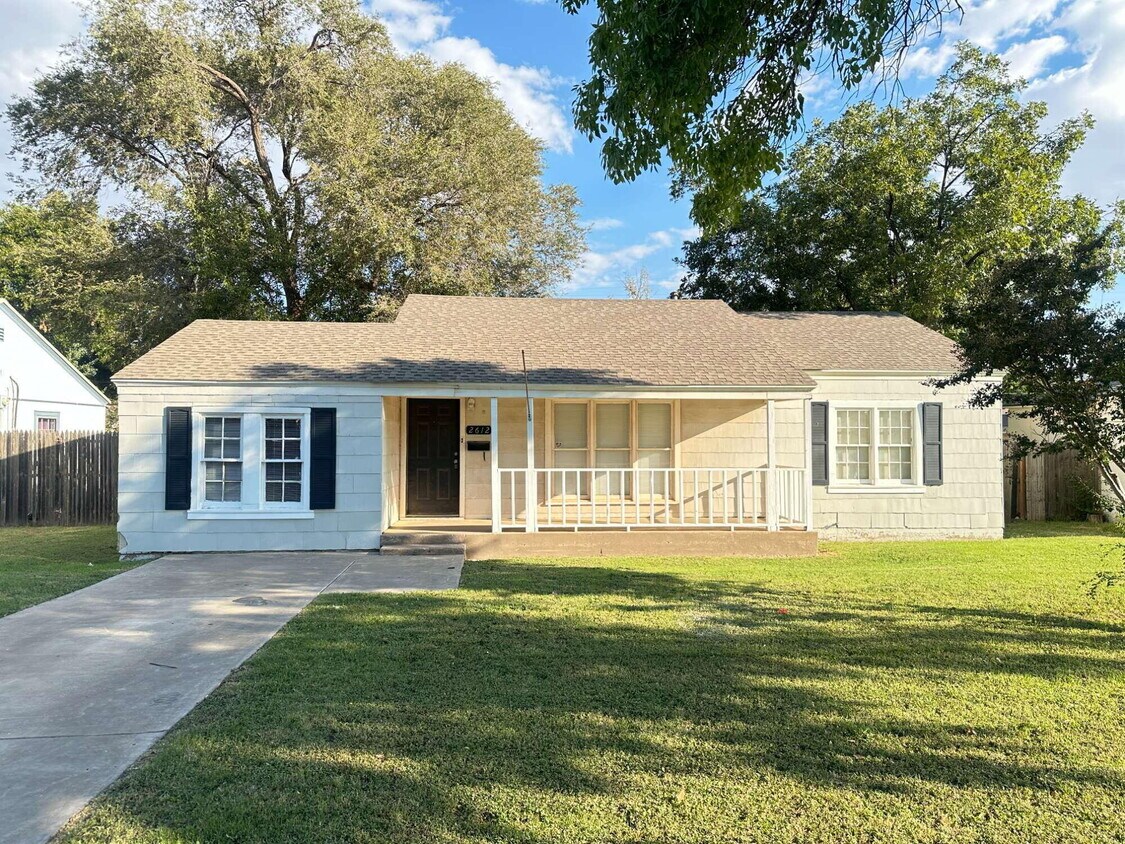 Foto principal - 2612 30th St