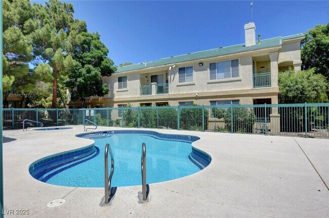 Building Photo - 5155 W Tropicana Ave