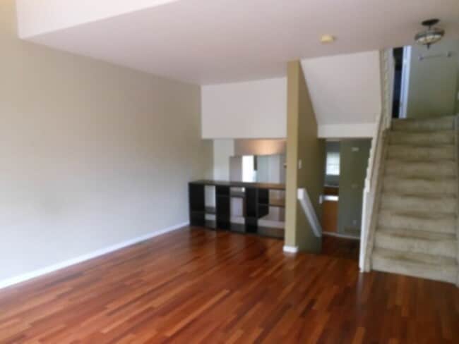 Foto del edificio - Topaz at Indian Creek 2 story with basemen...