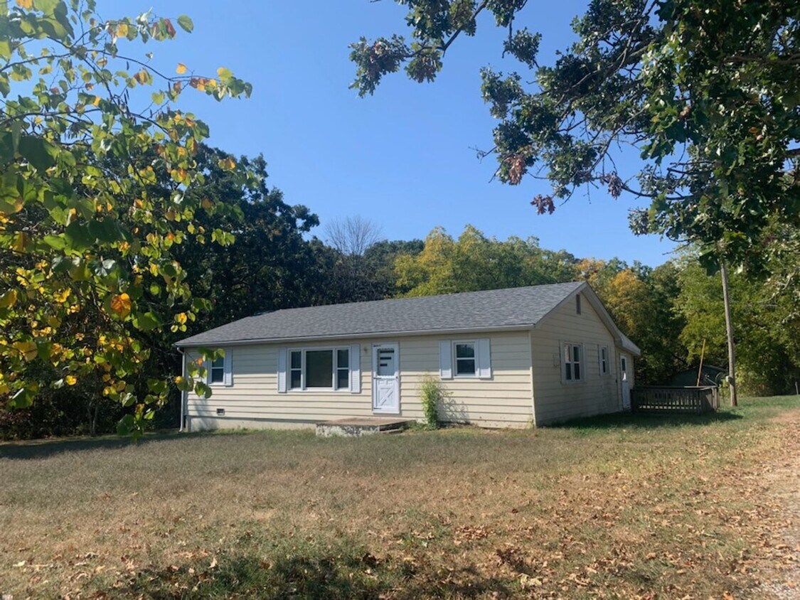 14625 State Rte B, Saint James, MO 65559 House Rental in Saint James