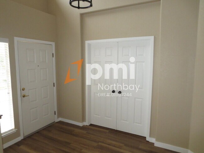 Foto del edificio - 3276 Formby Ln