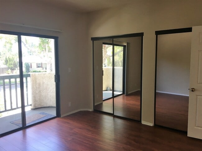 Building Photo - 1441 N Edison Blvd