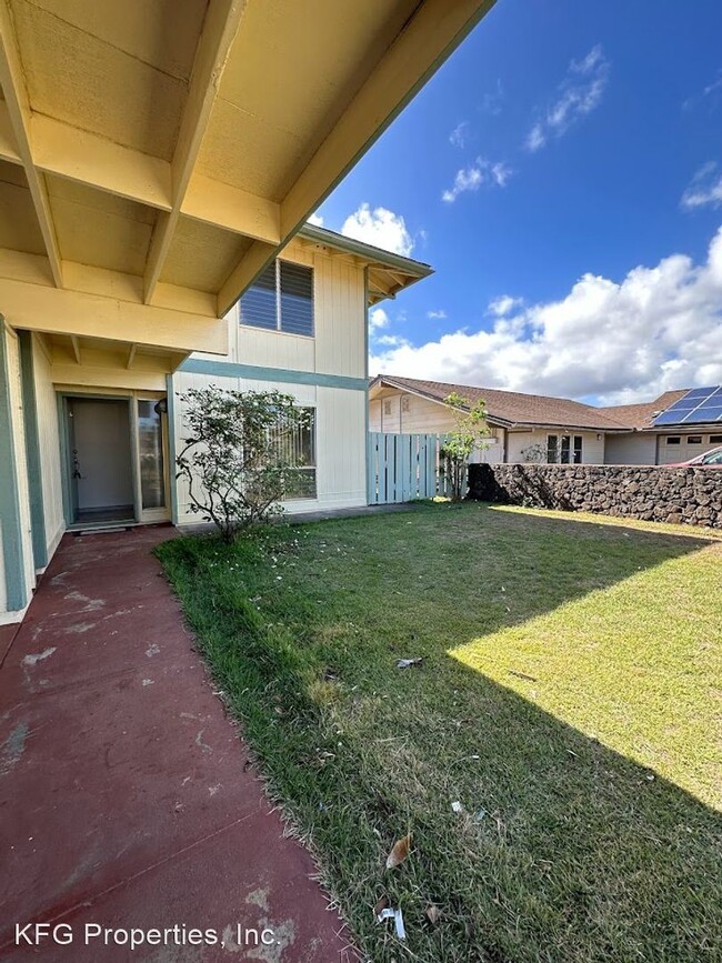 Building Photo - 4 br, 2.5 bath House - 94-233 Mahapili Street