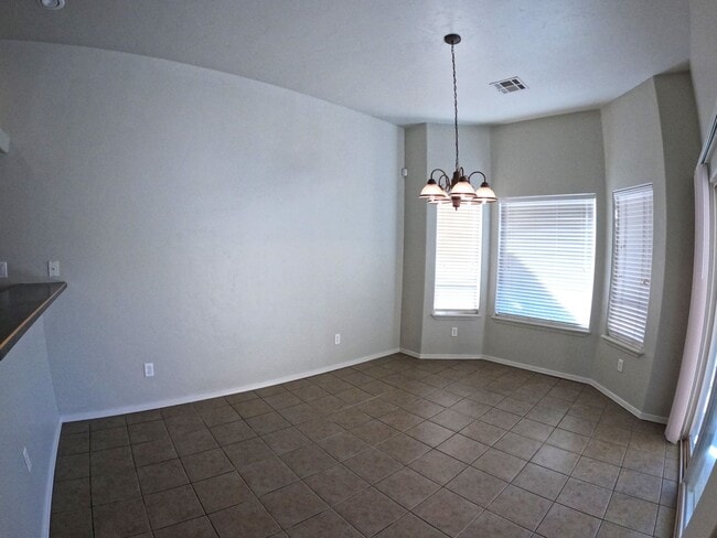 Foto del edificio - 2210 Dakota Dr