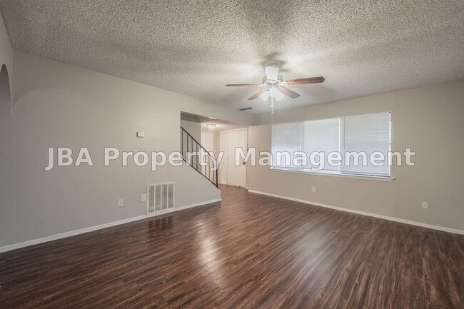 Photo - 1770 Farleigh Ct-1770F House