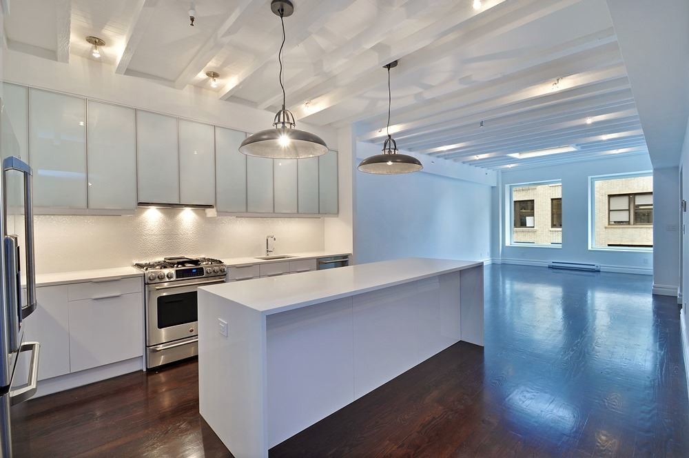 Primary Photo - 140 W 28th St