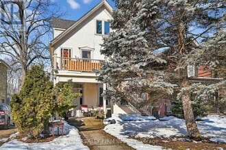 Building Photo - 312 Piccadilly St