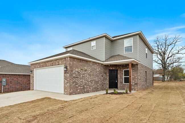 Foto del edificio - Brand New 4 Bedroom + 3 Bathroom Home in F...