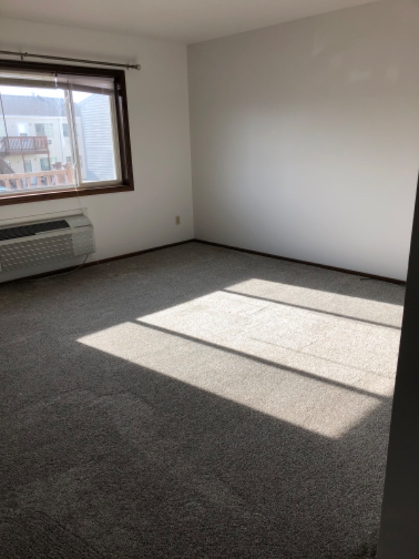 Foto principal - 640 E Hudson St