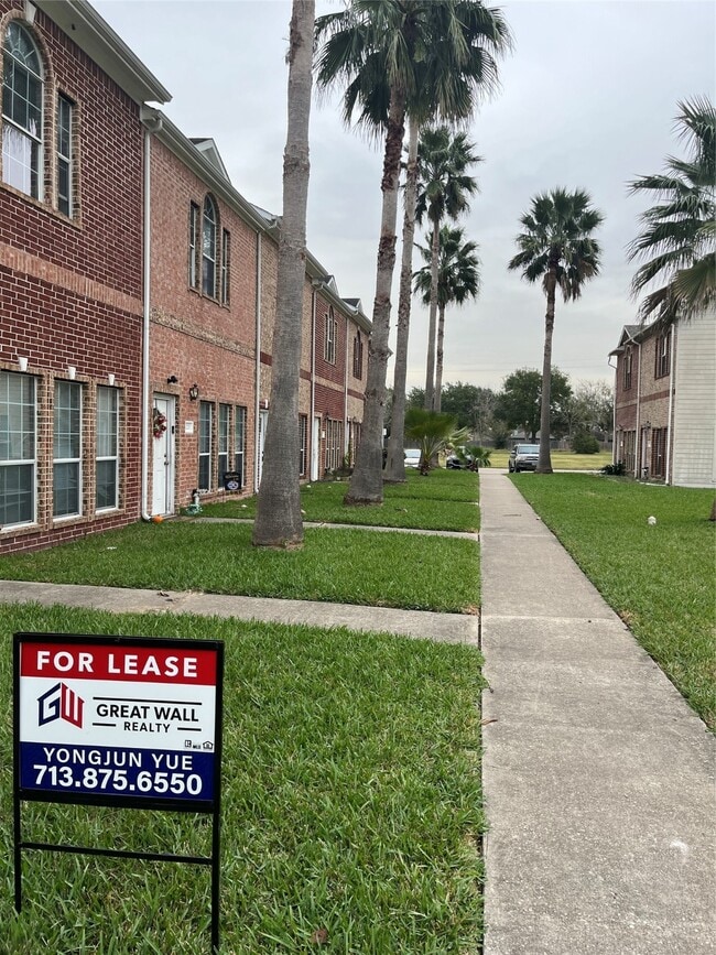 Building Photo - 4219 Benard Ct