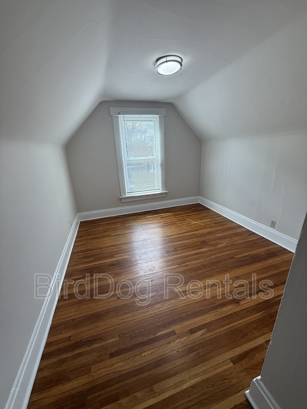 Building Photo - 82 E Maynard Ave