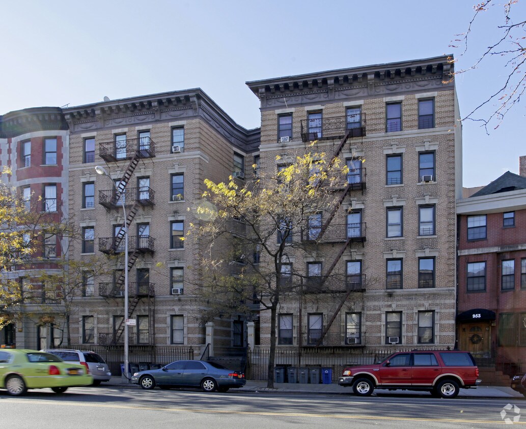 945 - 949 Saint Nicholas Ave - 945-949 Saint Nicholas Ave