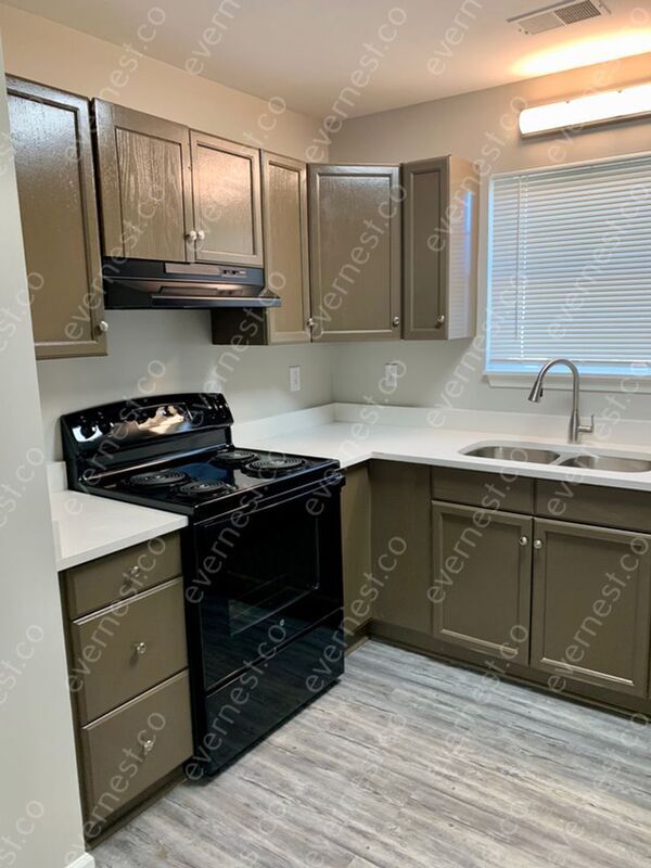 Foto del edificio - 2655 Old Matthews Rd