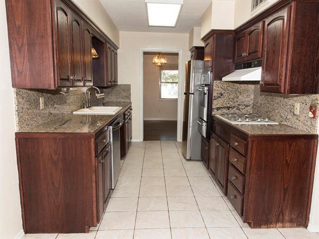 Foto del edificio - 1725 Mapleton Dr