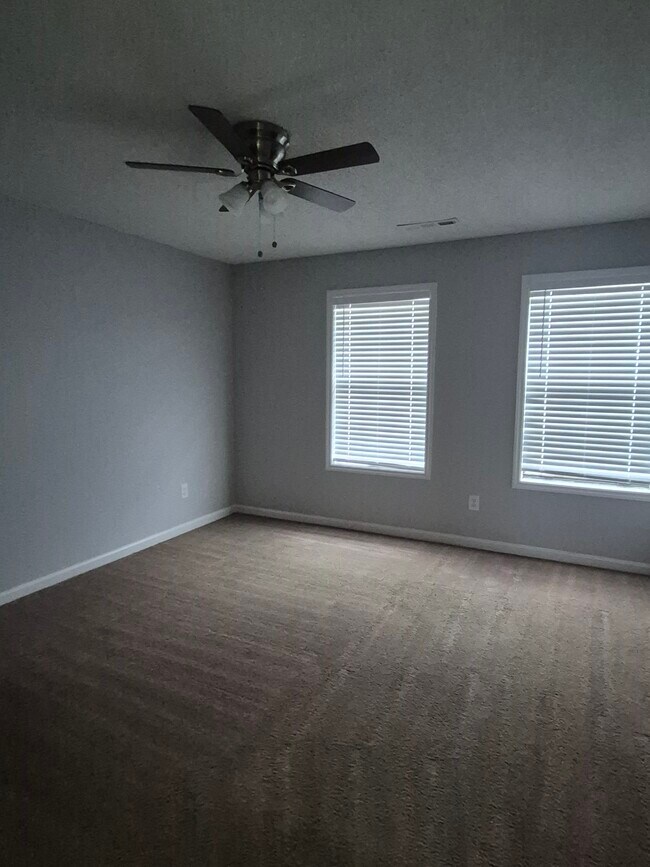 Foto del edificio - Brookline 32