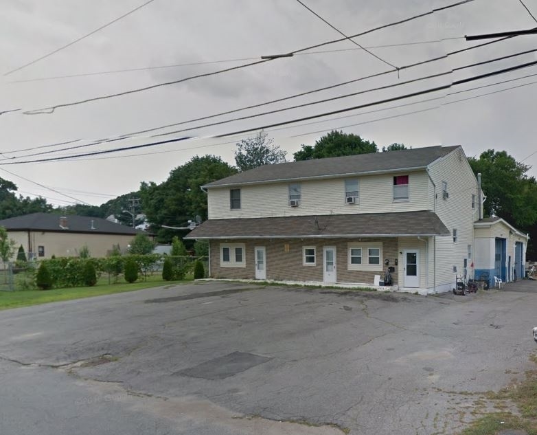 Building Photo - 145 Longmeadow Ave