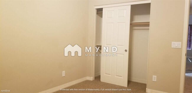 Building Photo - 4 br, 2 bath House - 2415 W Melody Dr