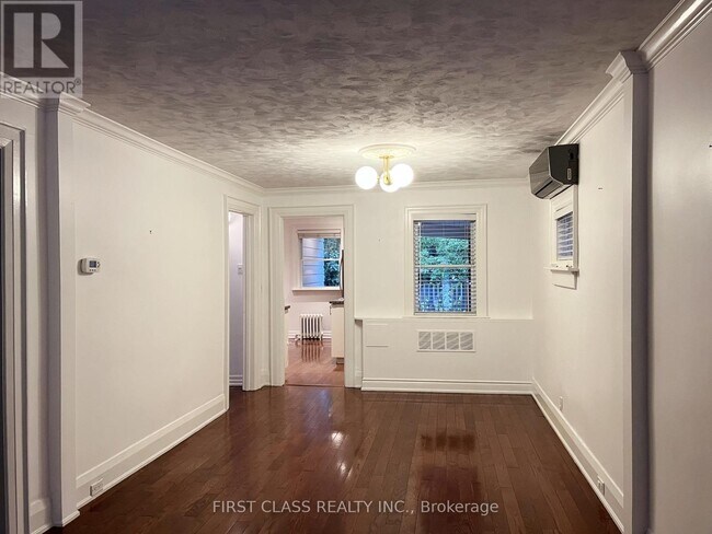 Building Photo - 63 Guthrie Ave