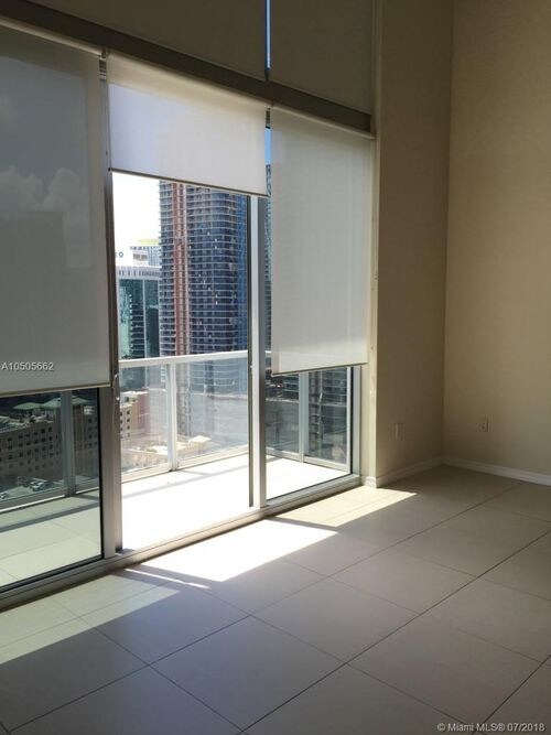 Primary Photo - 1050 Brickell Ave