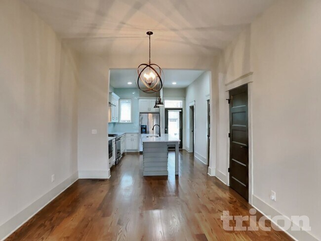 Foto del edificio - 6813 Charlotte Pike