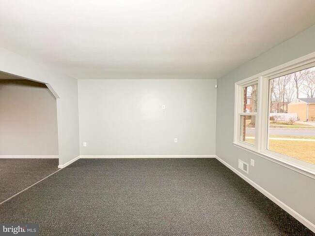 Foto del edificio - 9206 Lorelei Ct