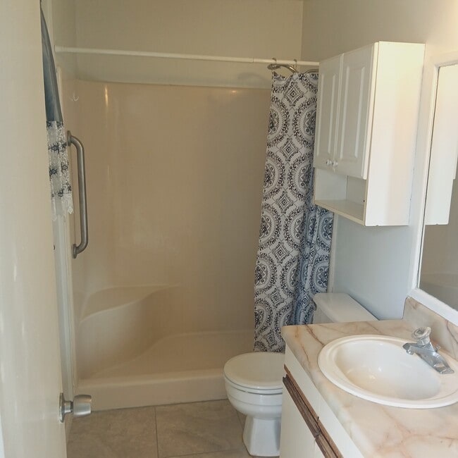 Building Photo - 153 Alderwood Dr