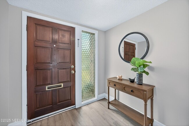 Building Photo - 7622 Las Palmas Way