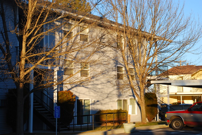 Foto del edificio - Cornerstone Apartments