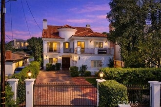 Building Photo - 5128 Avenida Hacienda