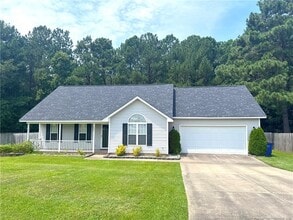 Building Photo - 206 Van Buren Dr