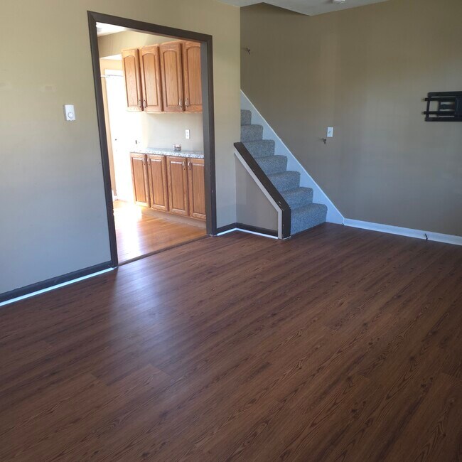 Foto del edificio - 5 Fairview Park Rd