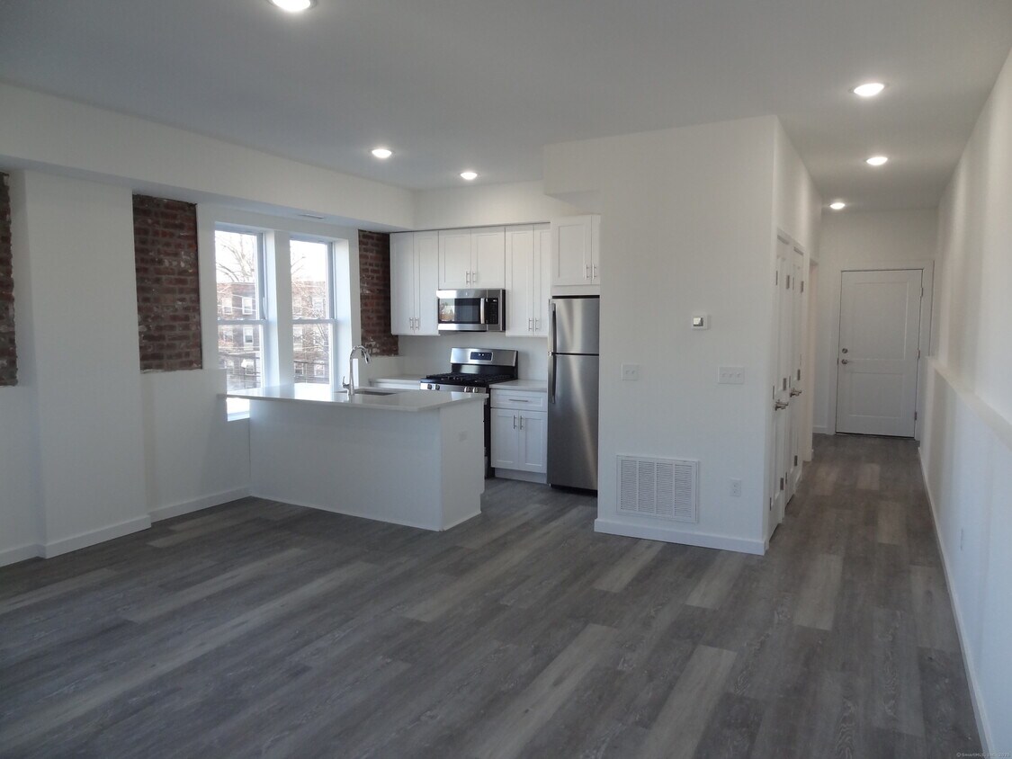 Foto principal - 2806 Fairfield Ave