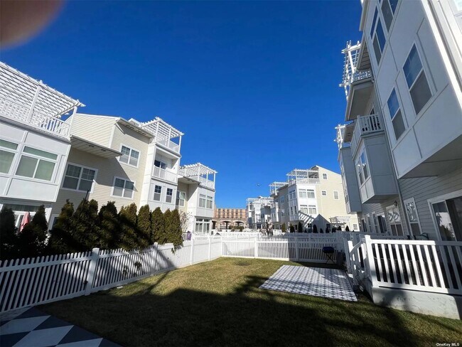 Foto del edificio - 169 White Sands Way