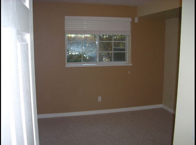 Foto del edificio - Amazing 3 bed 2bth w/ garage, pool, & more