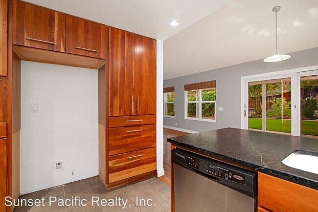 Building Photo - 3 br, 2 bath House - 10485 LA VITA COURT