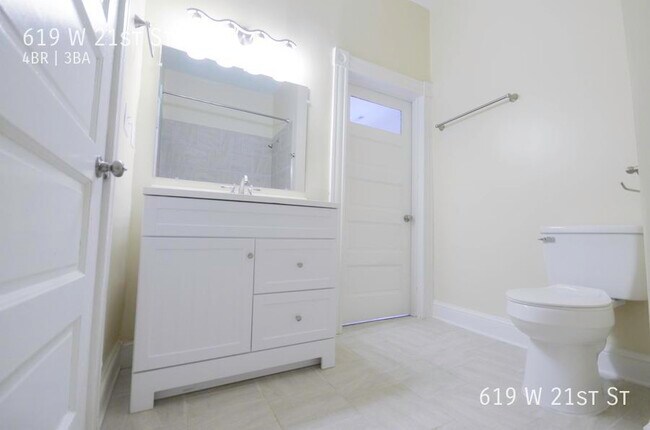 Building Photo - Renovated 4 Bed NEXT TO BELLE ISLE!!!!