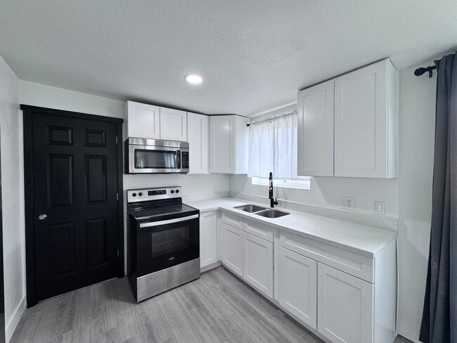 Foto del edificio - 3560 S 4800 W