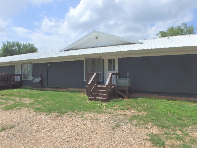 Foto del edificio - 13573 U.S. Hwy 87 W