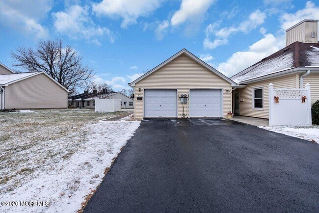 Foto del edificio - 11 Sutton Dr