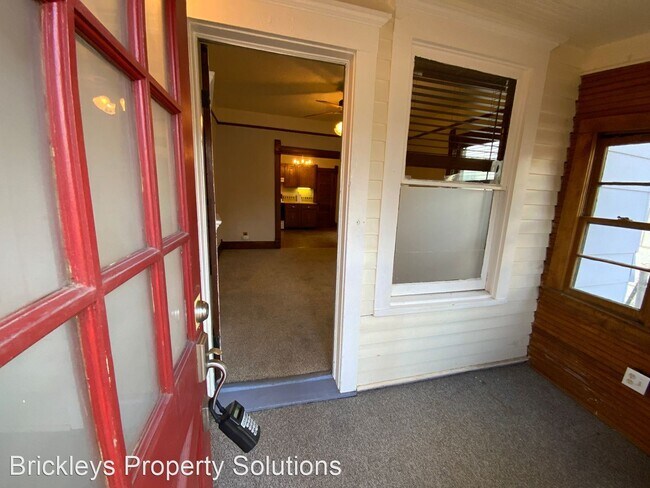 Building Photo - 2 br, 1 bath House - 2215 W Bijou St