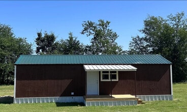 Building Photo - 21973 State Hwy 32