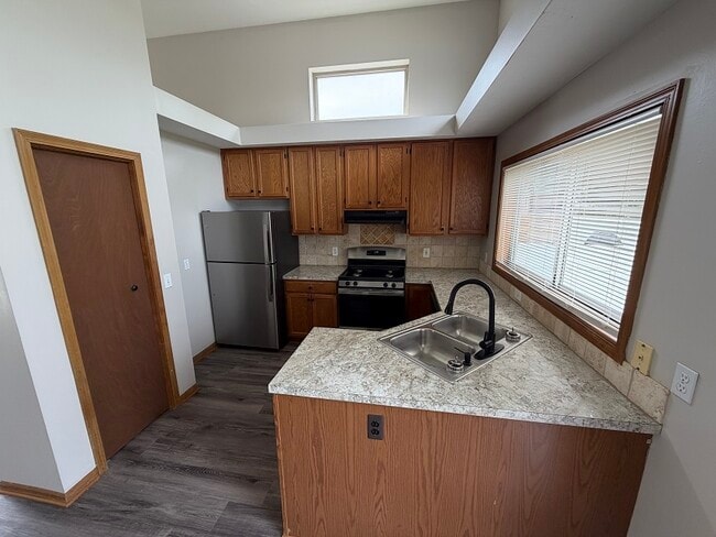 Building Photo - 4541 Brookmeadow Ct SE