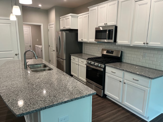 Building Photo - 3858 Elkhorn Wy