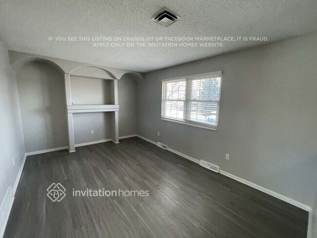 Building Photo - 836 Memphis St