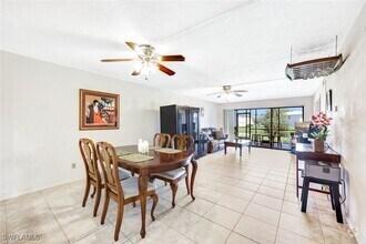 Building Photo - 141 Cypress Way E