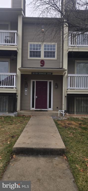 Building Photo - 96 Kenwood Dr