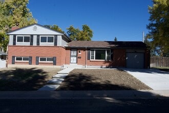 Building Photo - 8585 E Costilla Pl